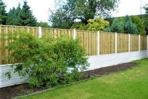 Luxe hout beton schutting wit beton