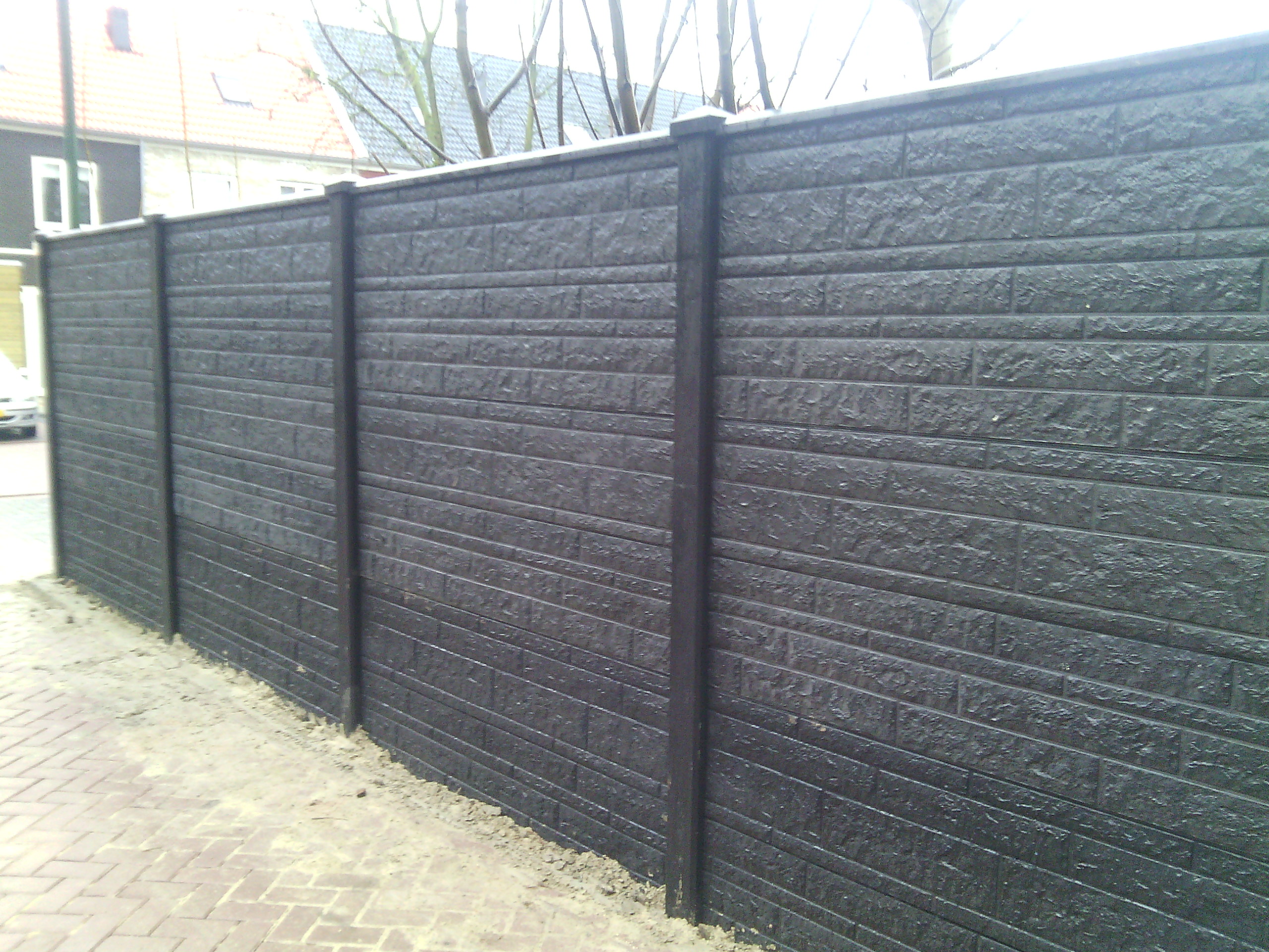 Rots betonschutting