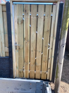 Grenen tuinpoort op maat