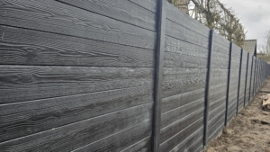 Betonschutting hout motief